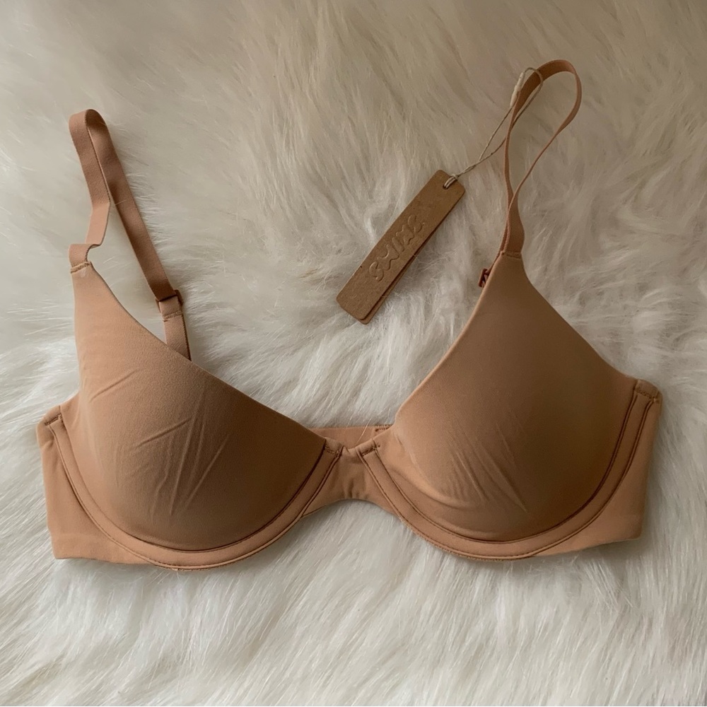 SKIMS Plunge Tshirt Bra 32C BR-UWR-1997